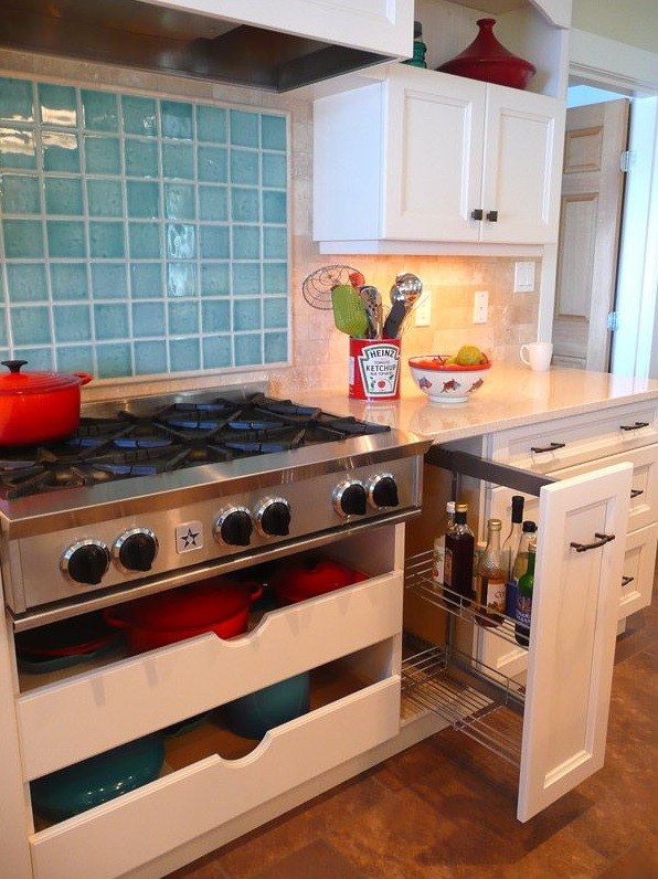Columbia Cabinets Traditional Kitchen