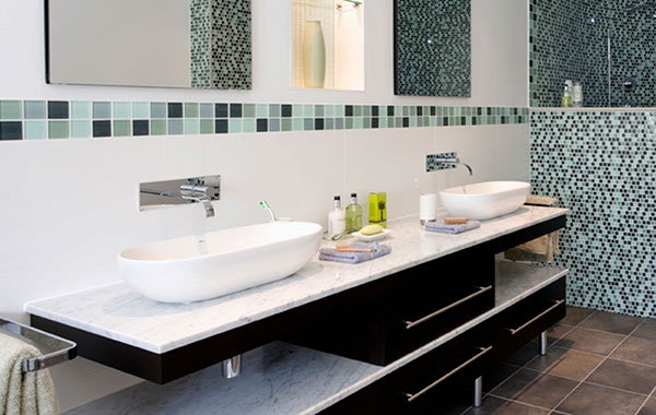 Tile Tub/Showers