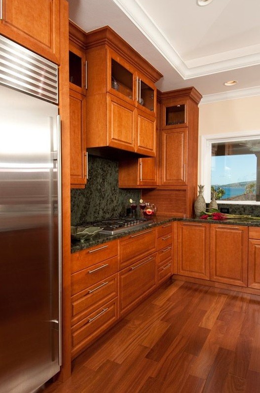Columbia Cabinets Traditional Kitchen