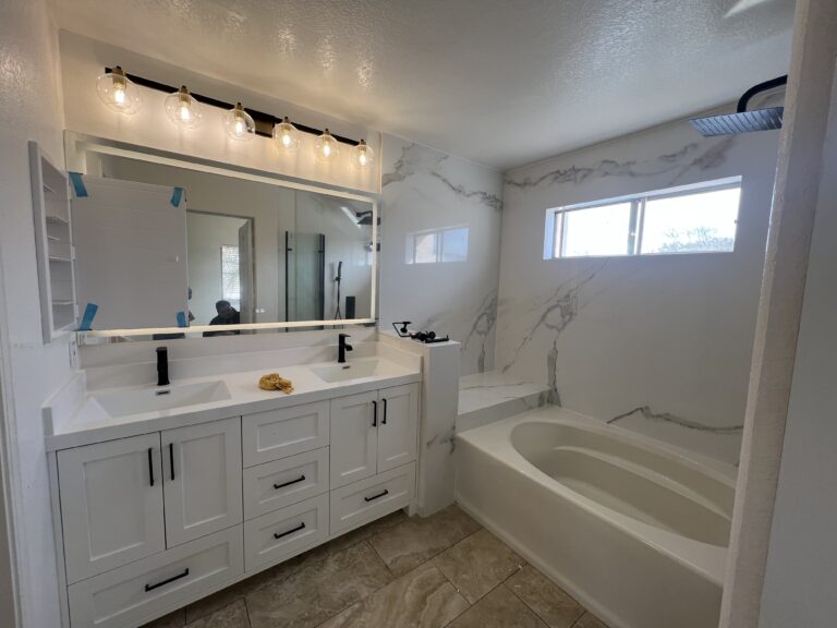 Explore Our New Tub and Shower Panel Colors